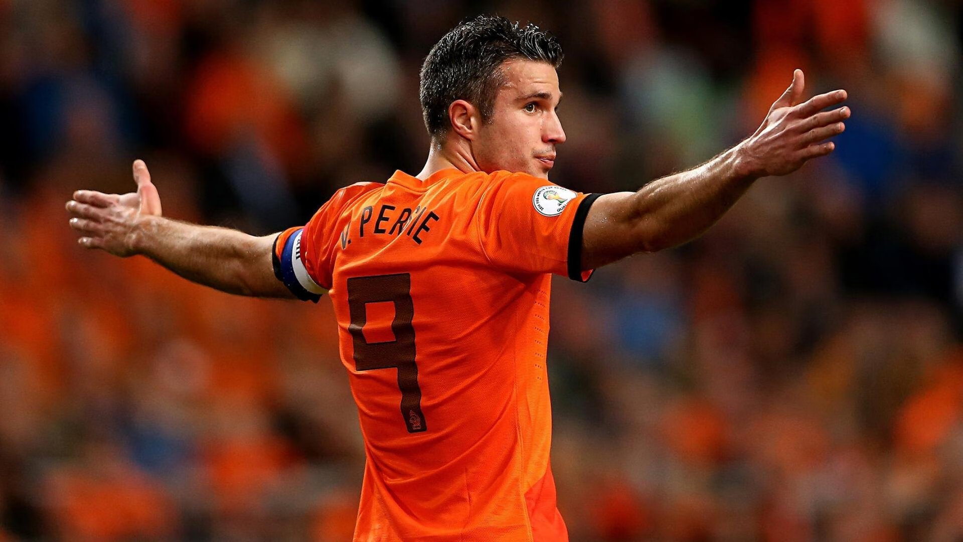 “中国足球国际交流促进合作不断深化”，中国足球国际队