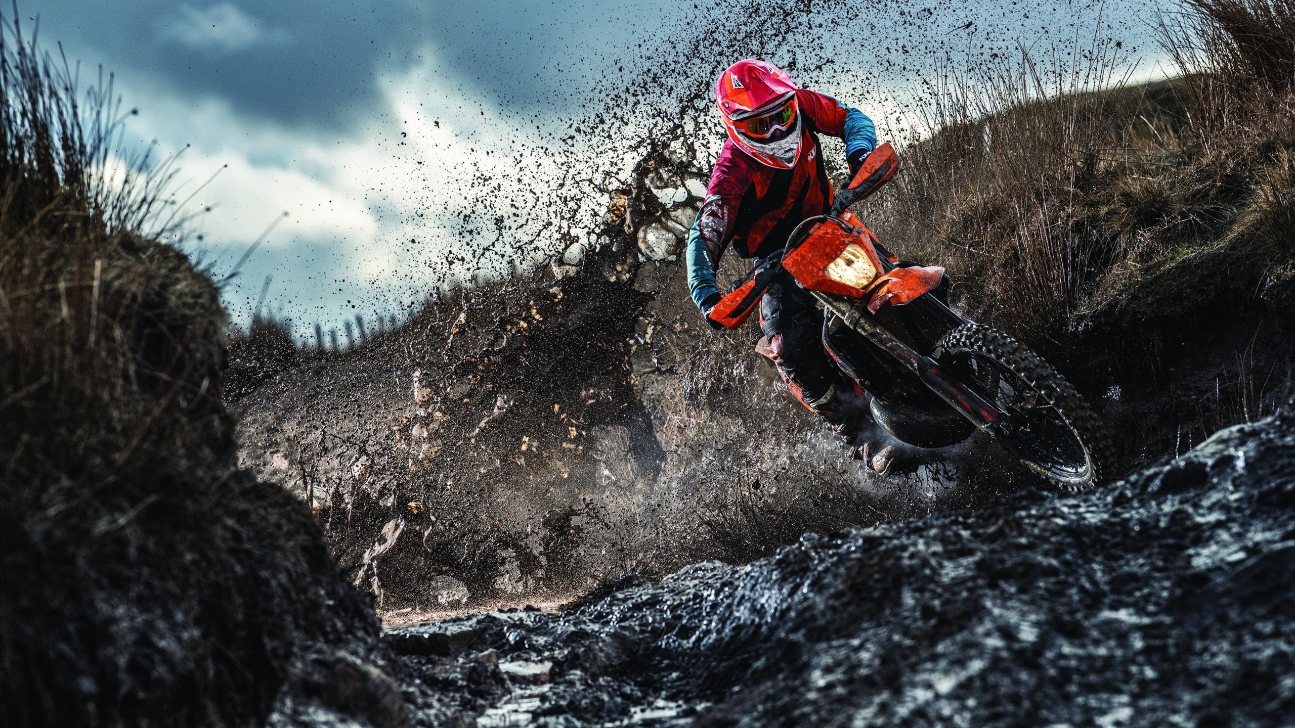 国内足球联赛悬念不断，强弱对决随时发生，国内足球联赛悬念不断,强弱对决随时发生变化