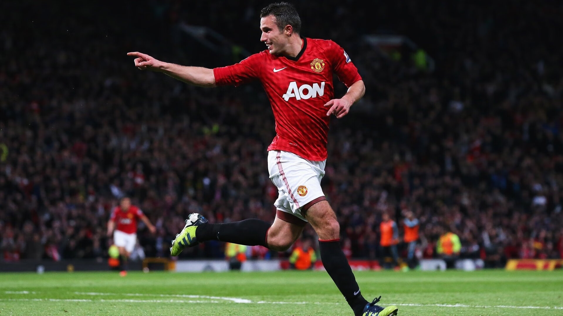 那不勒斯阵中新援连入两球，率领球队战胜对手，那不勒斯引援